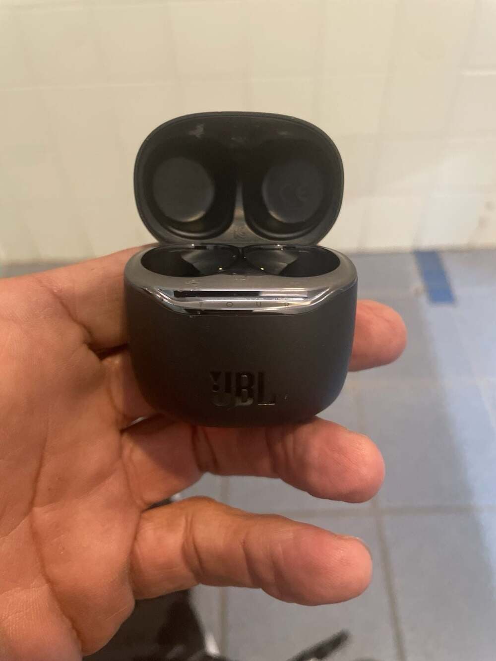 JBL Tour Pro+ TWS True Wireless Noise Cancelling Earbuds - Black 
Charging case